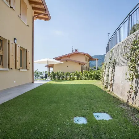 Casa Panoramica 펜션 티날레