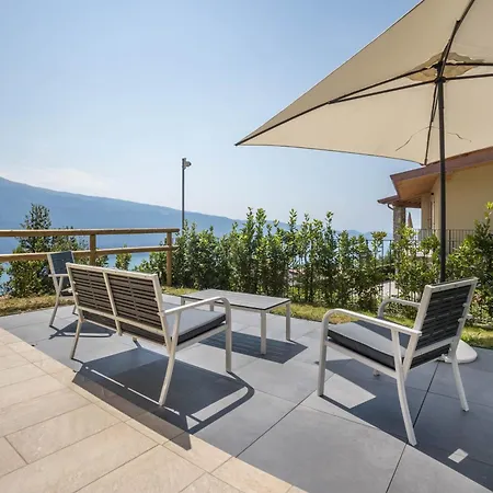 Casa Panoramica Vakantiehuis Tignale